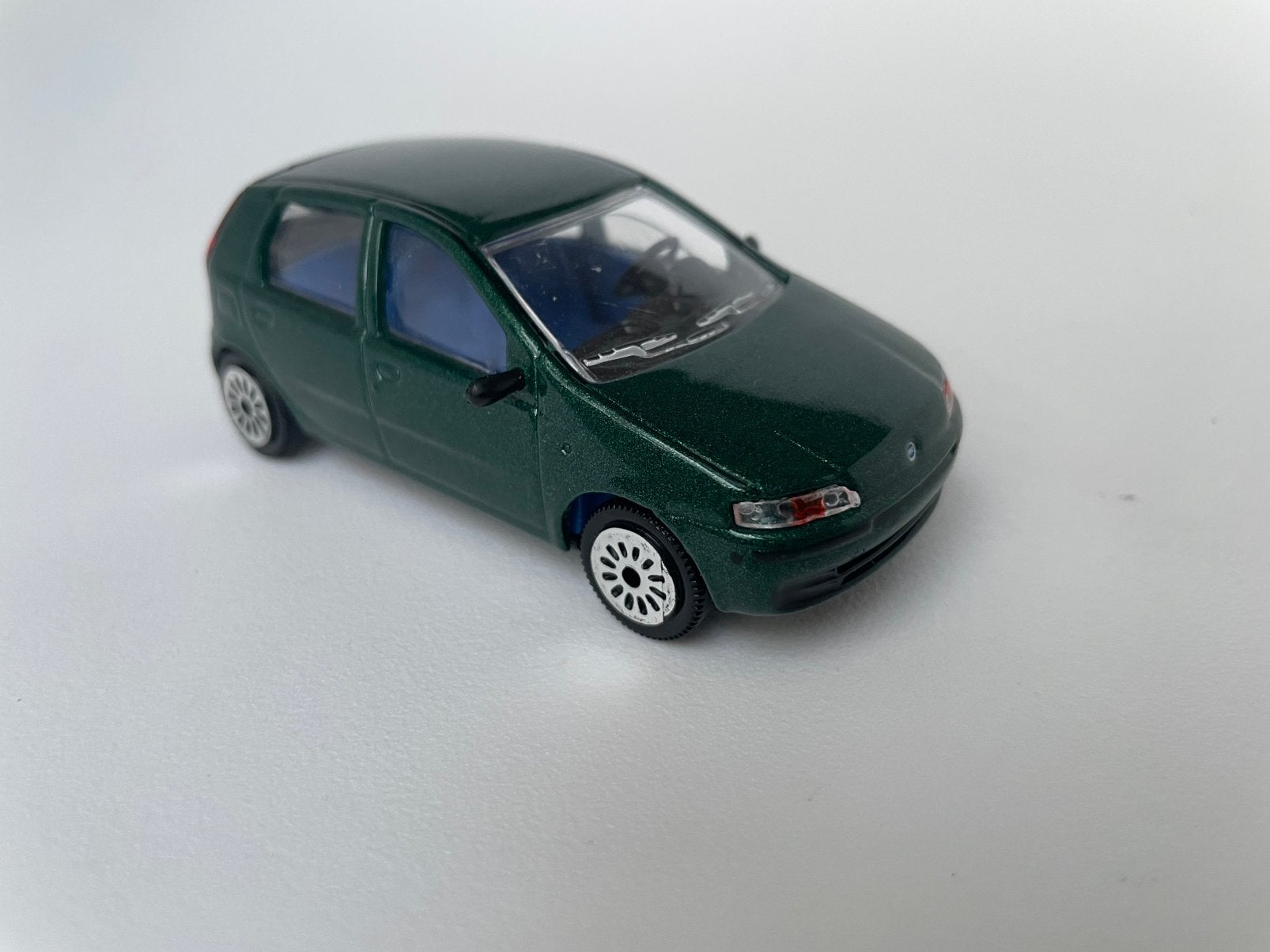 model Fiat Punto II (progetto 188), groen, Majorette 1/43, Hobby en Vrije tijd, Ophalen of Verzenden, Gebruikt, Auto, Overige merken
