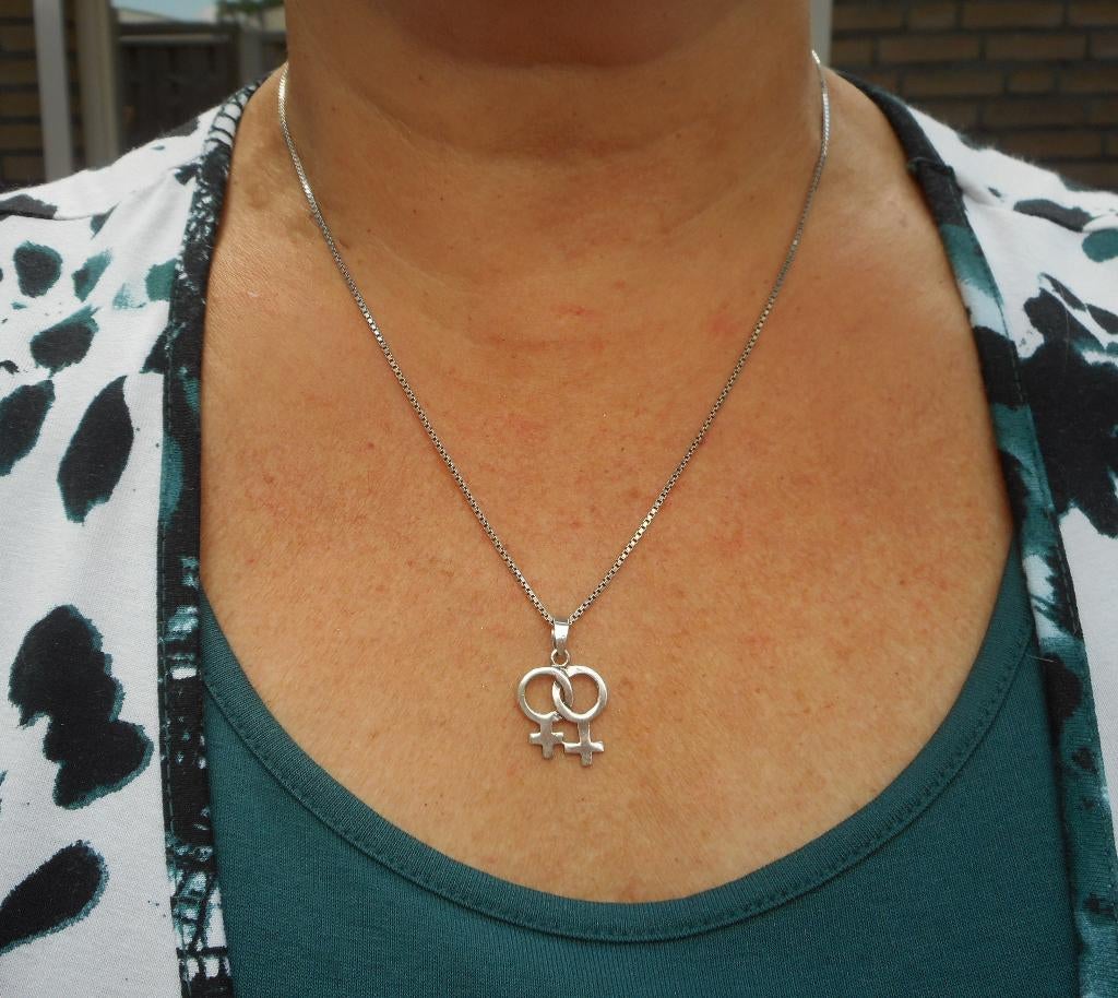 Zilveren ketting met symbool hanger nr.1208, Met hanger, Verzenden, Zo goed als nieuw, Zilver
