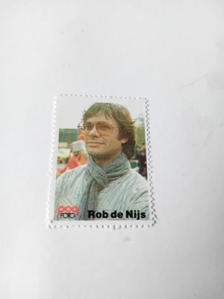 Rob de Nijs sluitzegel Pop foto 4x3cm, Verzamelen, Ophalen of Verzenden, Zo goed als nieuw, Foto of Kaart