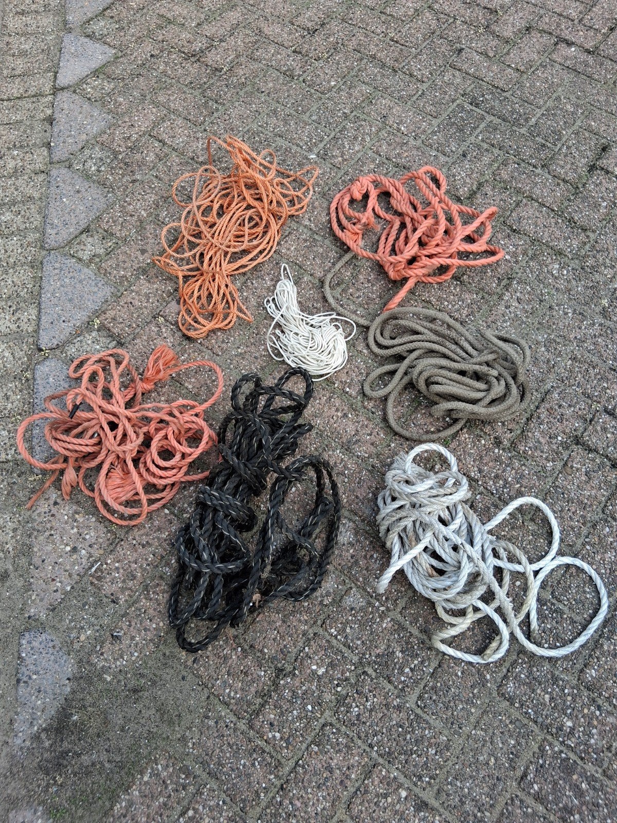 Diverse touwen en koorden - Verschillende kleuren, Ophalen of Verzenden, Gebruikt