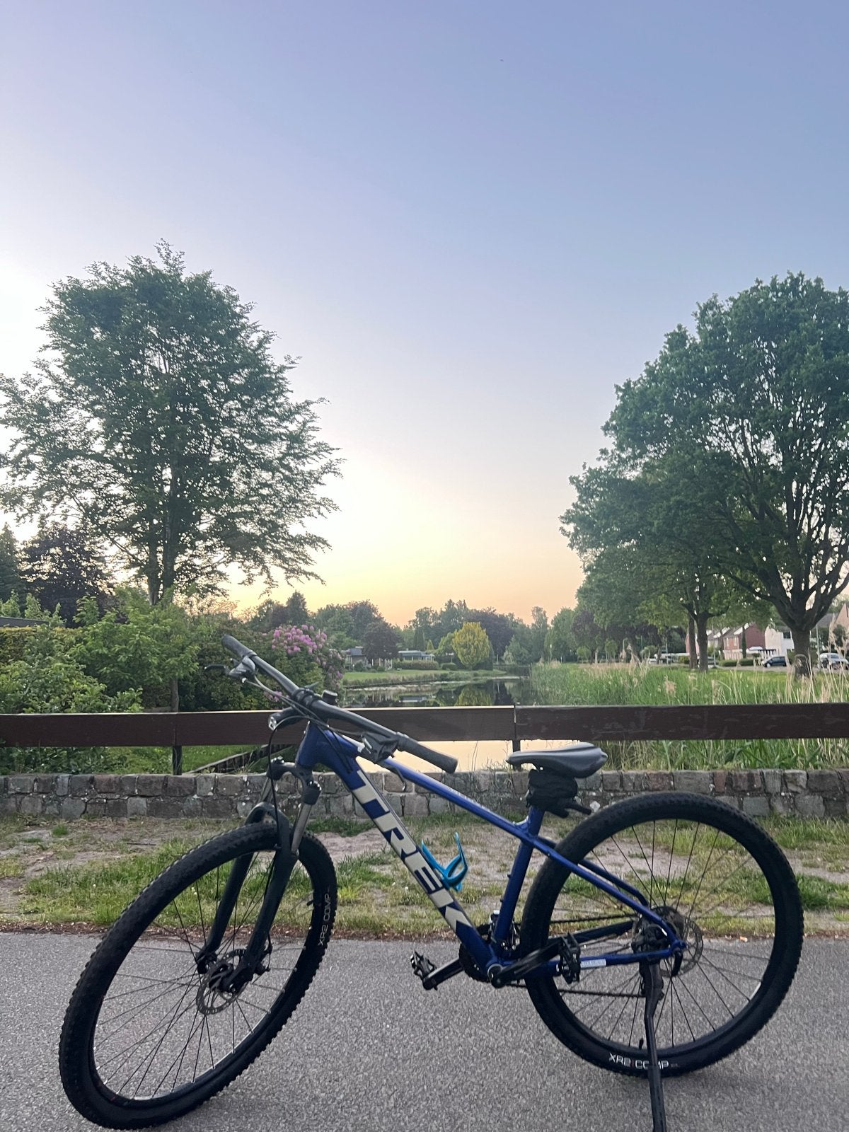 Trek Mountainbike - Zo goed als nieuw! Marlin 4 Blauw Matte, Overige merken, Vering, Ophalen of Verzenden, Zo goed als nieuw