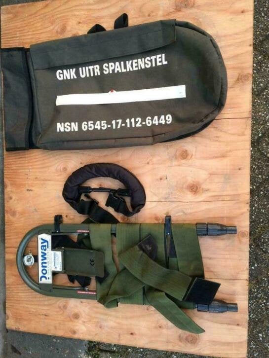 militaire uitvoering Donway pneumatische beenspalken in hoes, Niet ingevuld, Niet ingevuld, Ophalen of Verzenden, Zo goed als nieuw