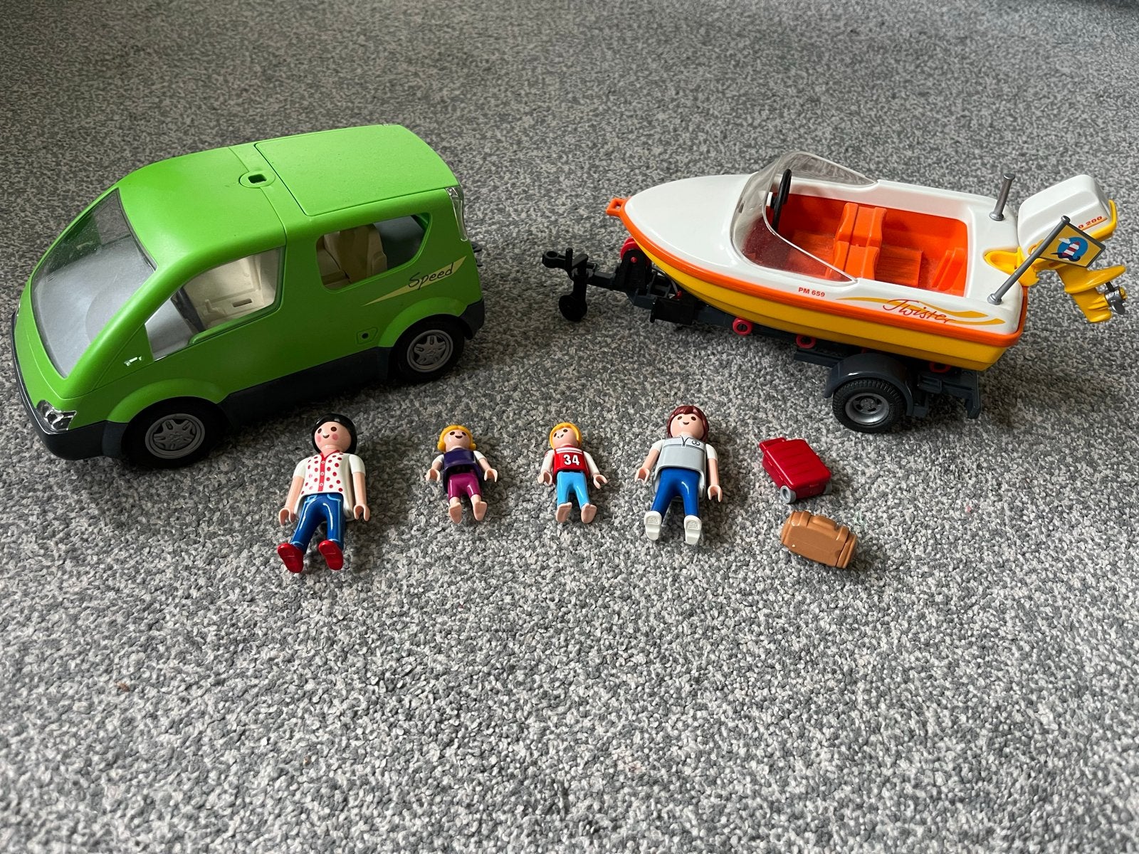 Playmobil Family Fun 4144 Familie met auto en boot, Ophalen, Gebruikt, Complete set, Voertuig