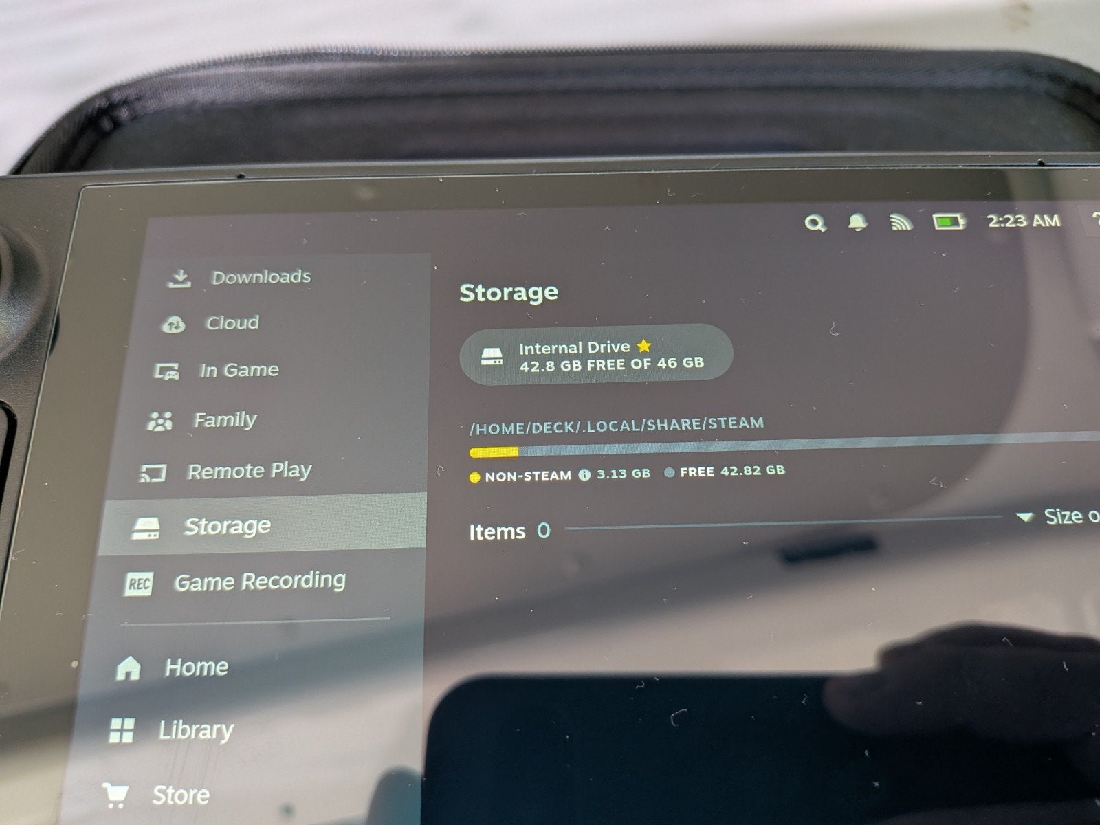 Foto 10 van Steam Deck 64GB met Docking Station en Hoes