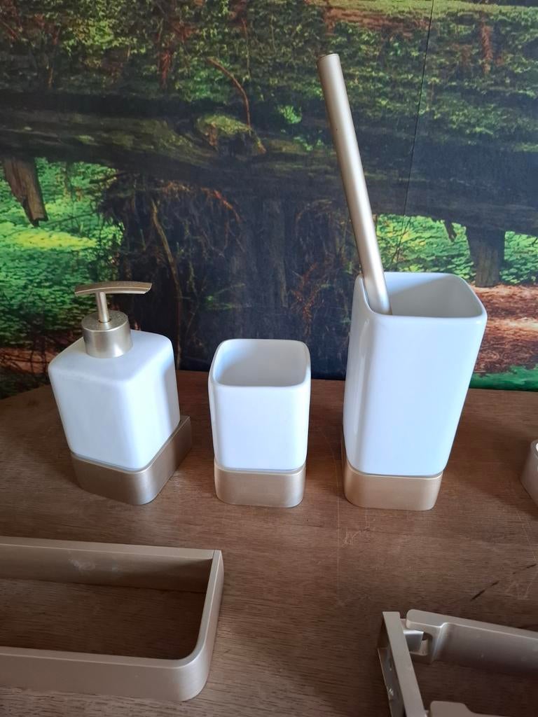 Haceka badkamer set wit goud, Ophalen of Verzenden, Nieuw, Wit