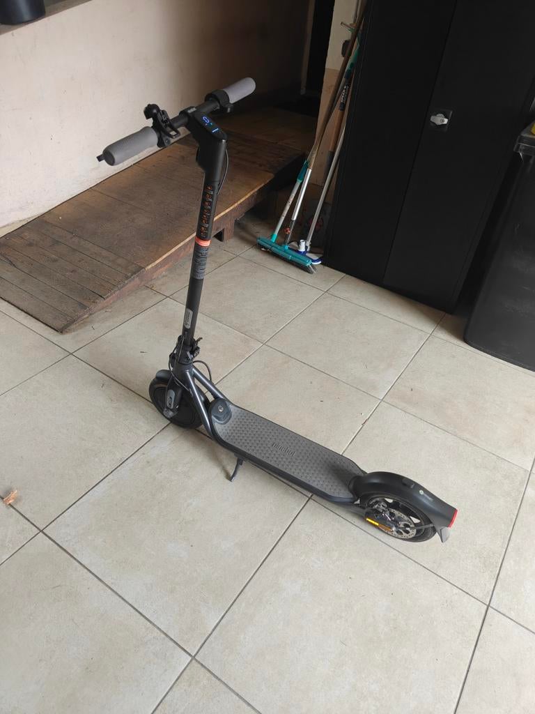 Segway Ninebot F25e II (189km) Minimum prijs 200!, Ophalen of Verzenden, Zo goed als nieuw, Elektrische step (E-scooter)