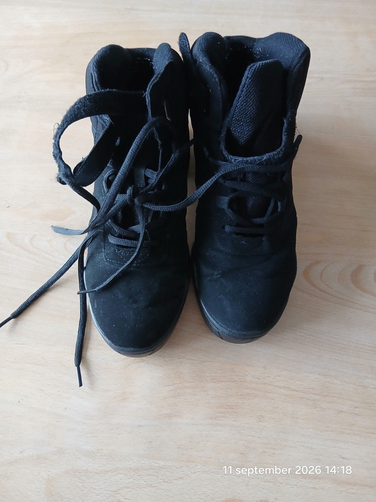 set officiele  zumba / dans schoenen, Ophalen of Verzenden, Zo goed als nieuw, Schoenen