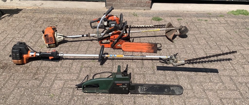 2 kettingzagen,(telescoop) heggenschaar en bosmaaier (5x), Tuin en Terras, Heggenscharen, Ophalen, Gebruikt, Benzine, Stihl