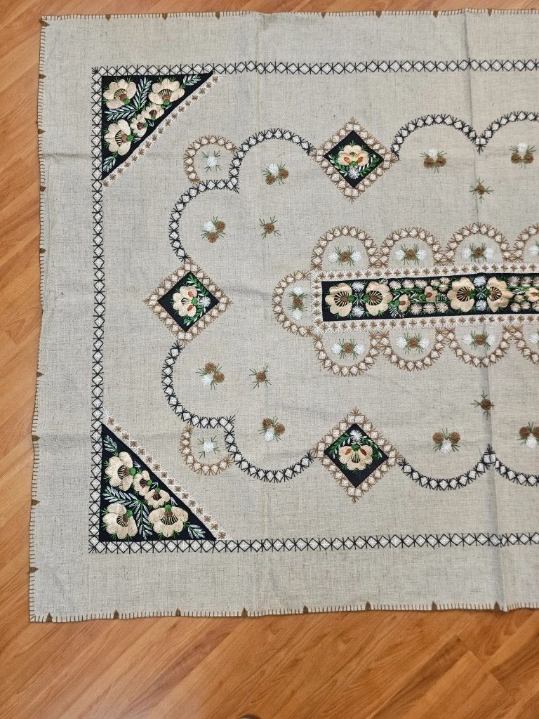 Tafelkleed gesteven linnen Handgemaakt beige 215/145, Djt@dejuistetoon.eu, Ophalen of Verzenden, Zo goed als nieuw, Mon Plaisir 19, Etten-Leur, Netherlands