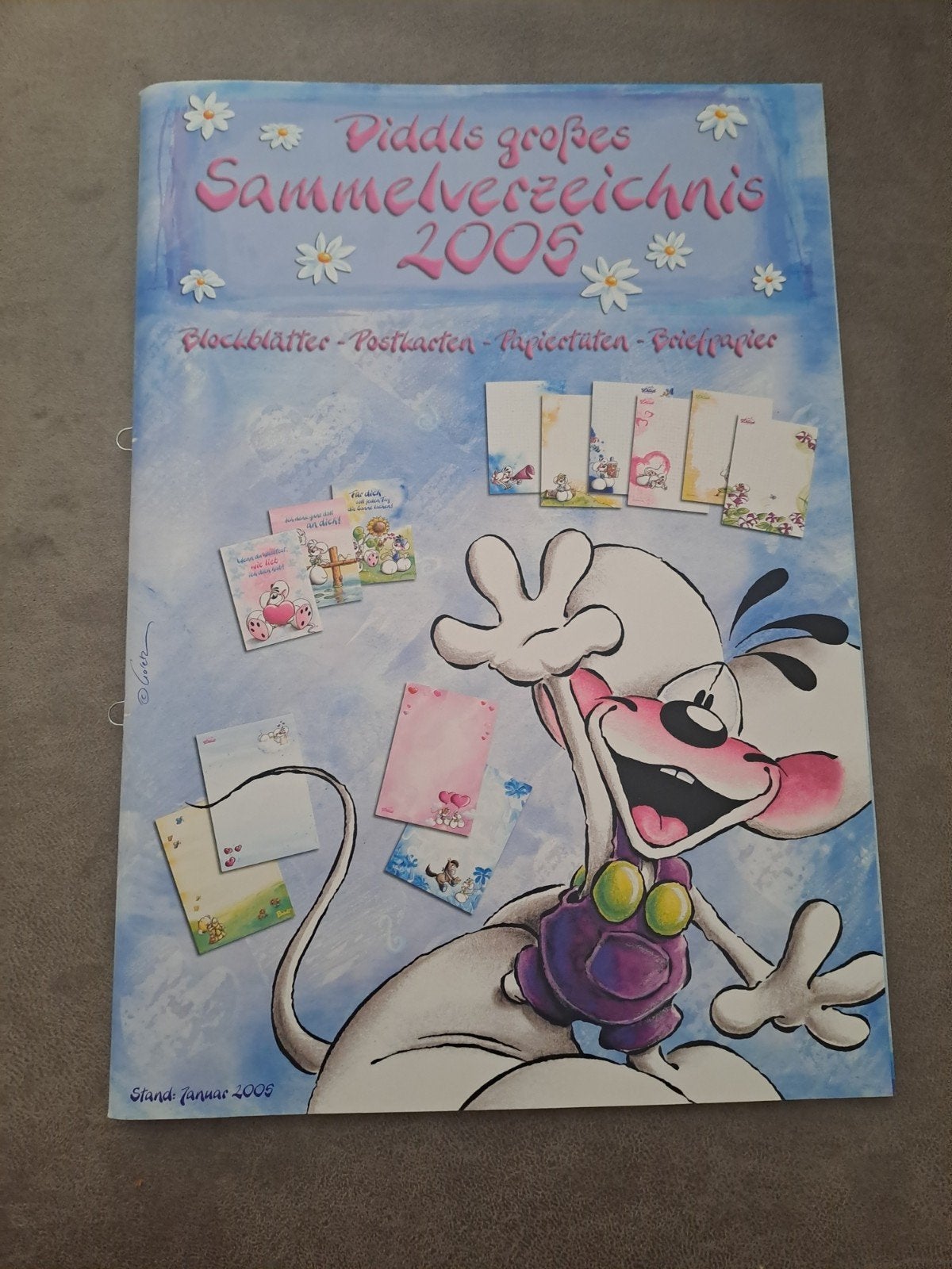 Diddl's Groot Verzameloverzicht 2005 - Postkaarten, Papier, Ophalen of Verzenden, Diddl, Gebruikt, Papier, Kaart of Schrift