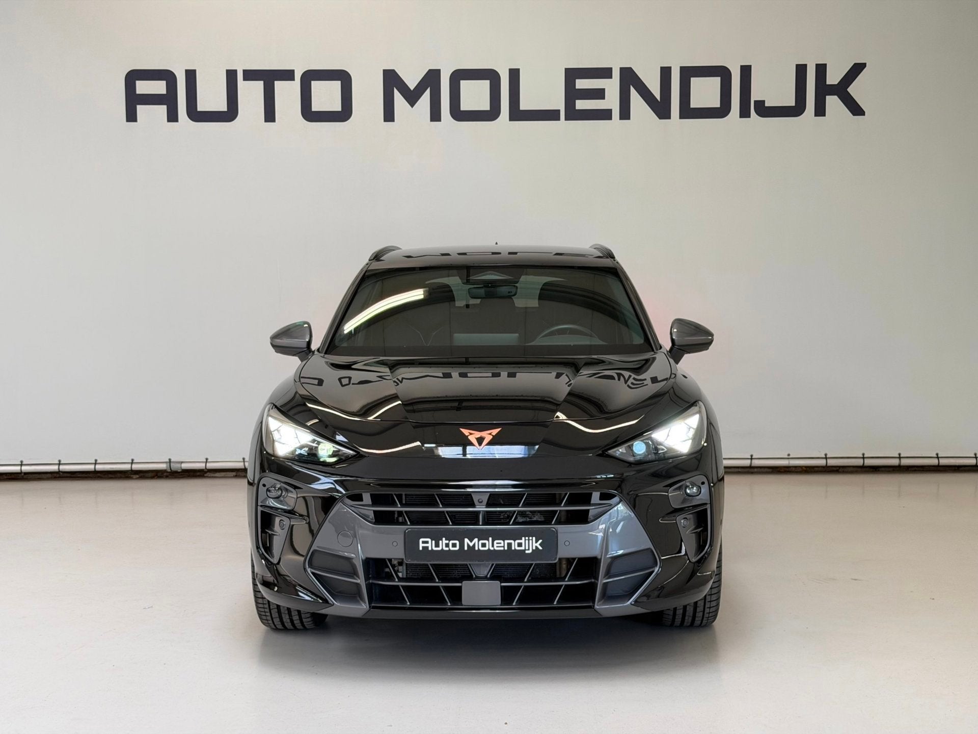 CUPRA Terramar 1.5 TSI e-Hybrid PHEV / Memory stoel / el. kl, Auto's, Dealer onderhouden, 1798 kg, 4 cilinders, Zwart