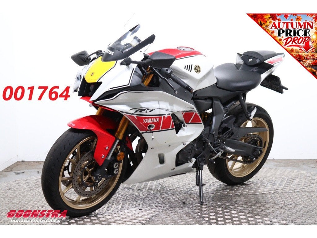 Yamaha R7 60th Anniversary 35 KW ABS LED Quickshift Akrapovi, Motoren, ABS, Dopplerlaan 4
9207HC  DRACHTEN, NL, Boonstra Schadevoertuigen