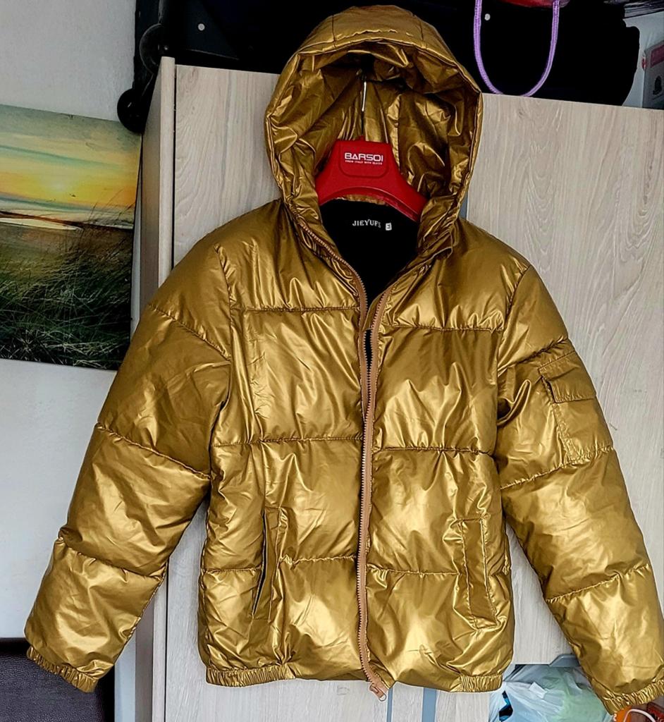 Mooie gouden jas , maat M, Kleding | Dames, Jassen | Winter, Maat 38/40 (M), Overige kleuren, Nieuw, Ophalen of Verzenden