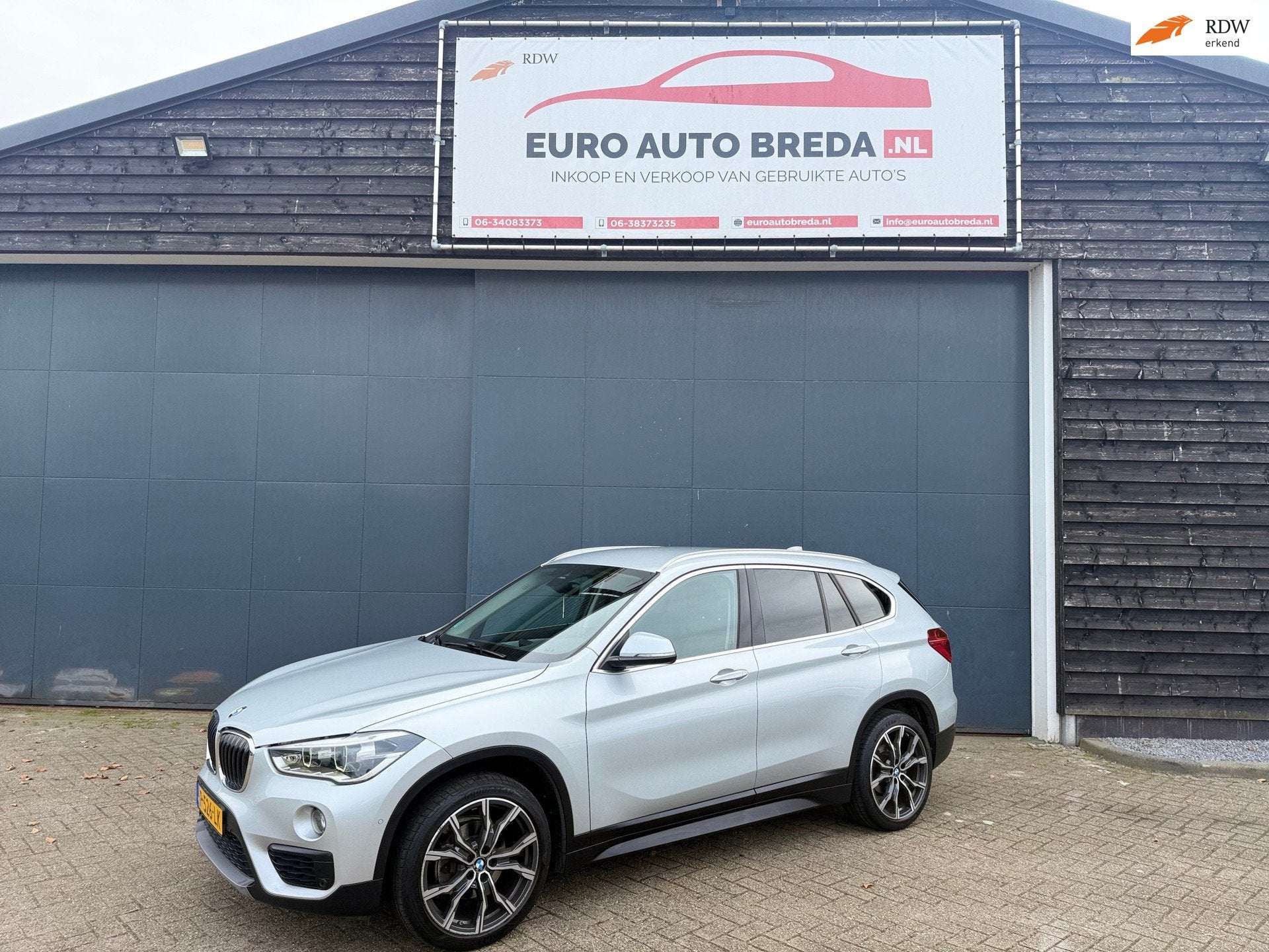 BMW X1 SDrive18i High Executive M-sport, Auto's, 136 pk, Gebruikt, Euro 6, 3 cilinders