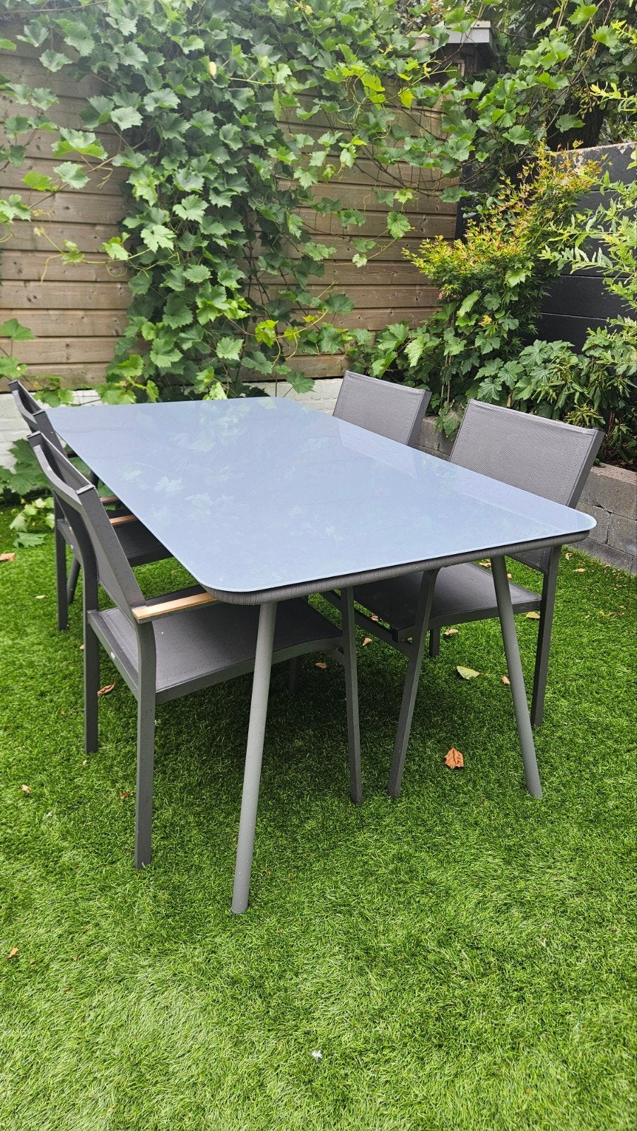 Moderne tuinset met glazen tafel en 4 stoelen - SKLUM, Ophalen, 4 zitplaatsen, Gebruikt, Aluminium