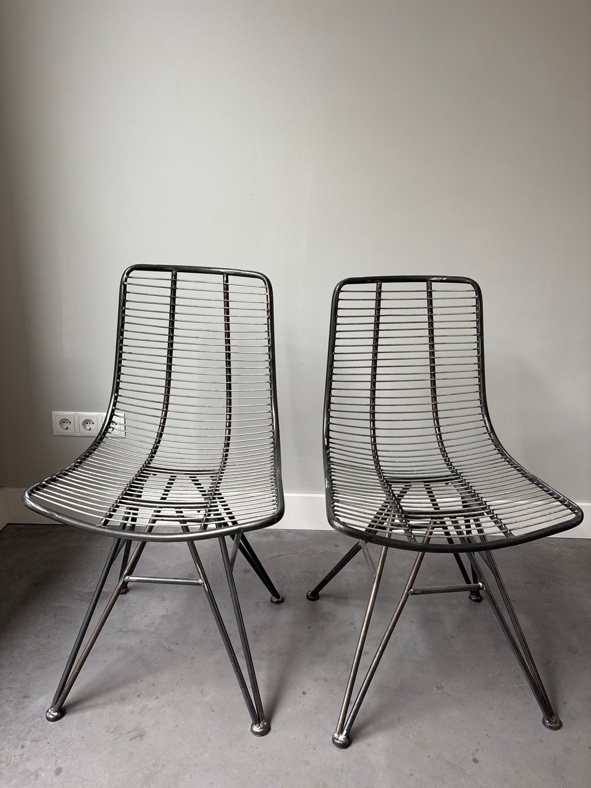 Set van 2 vintage draadstoelen - industrieel design, Ophalen, Gebruikt, Twee, Zwart