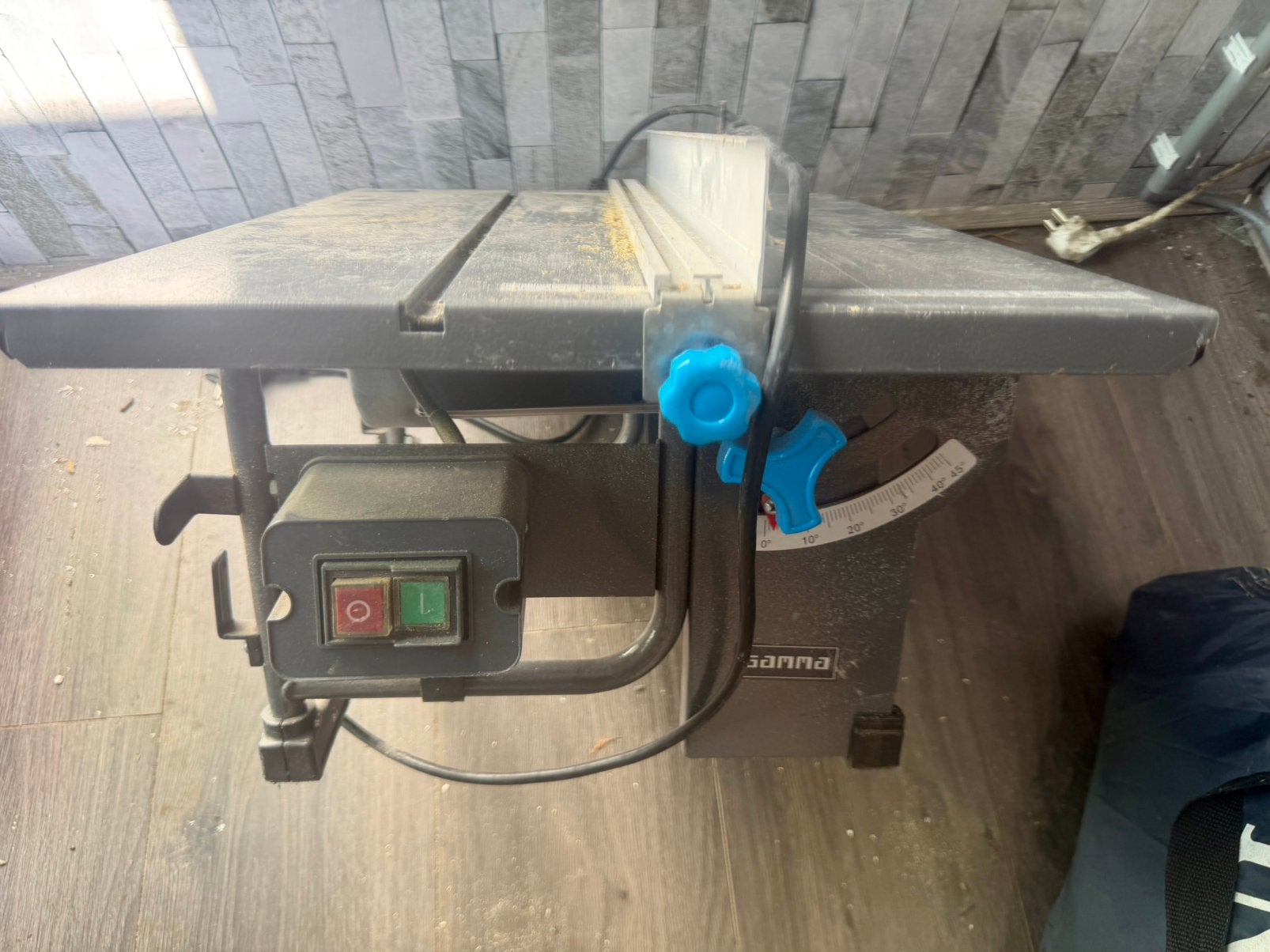 Zaagtafel - GAMMA zaagbank ZB-200, Ophalen, Gebruikt, Cirkelzaag, 600 tot 1200 watt
