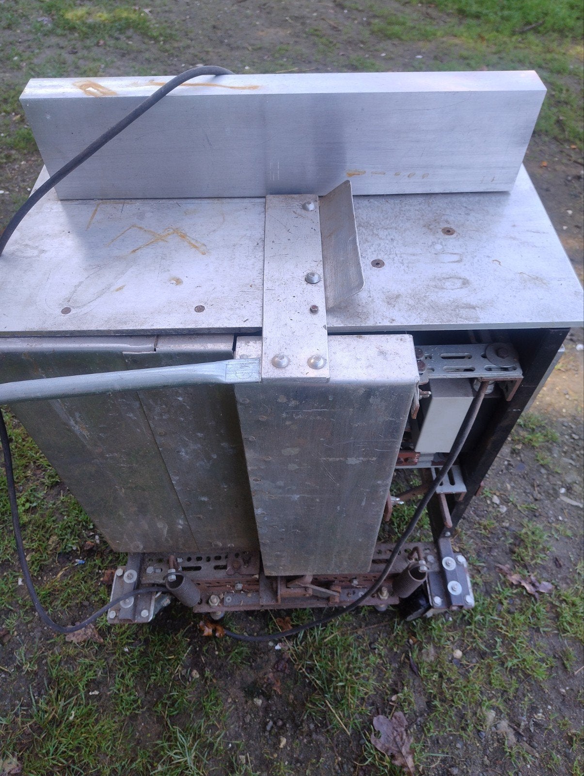 Robuuste vlakbank/vandiktebank voor houtbewerking, Ophalen, Gebruikt, Elektrisch