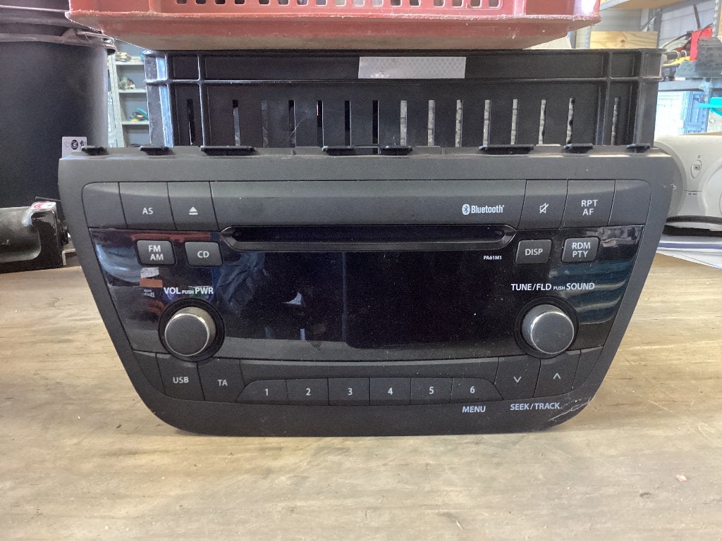Suzuki S-Cross Radio CD-speler Bluetooth USB, Ophalen, Gebruikt