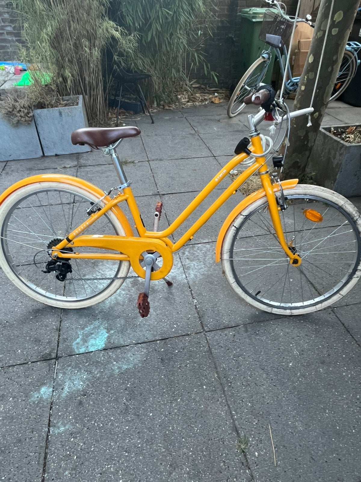 Stadsfiets 24 inch – als nieuw, 2 jaar gebruikt