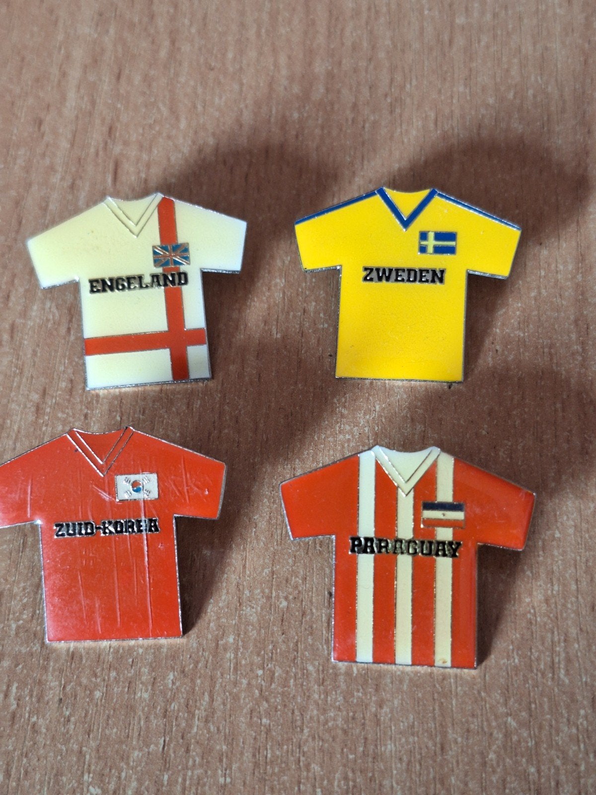 WK pinnen 2006 4 stuks, Verzamelen, Ophalen of Verzenden, Zo goed als nieuw, Sport, Speldje of Pin