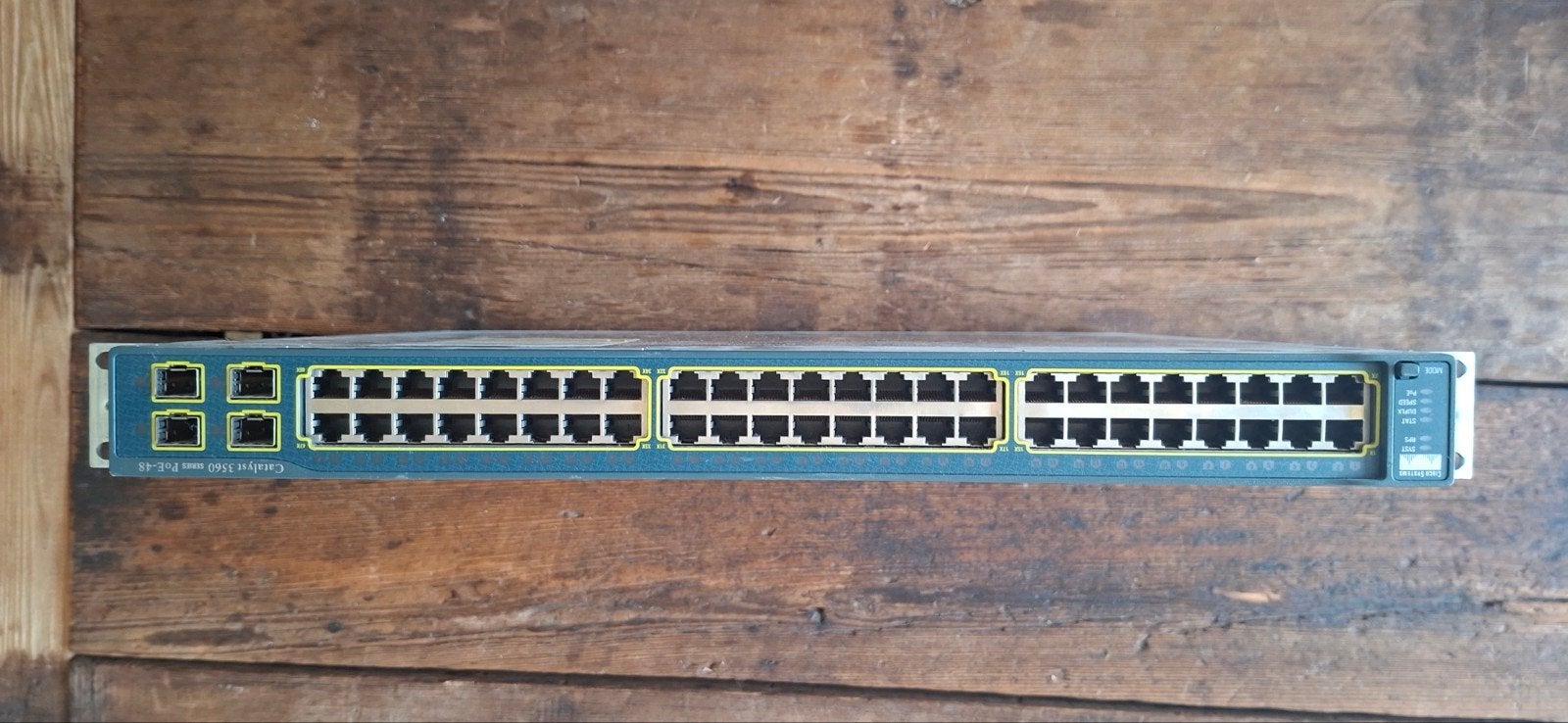 Cisco Catalyst 3660-48TT-L Switch - 48 poorten, Computers en Software, Netwerk switches, Ophalen