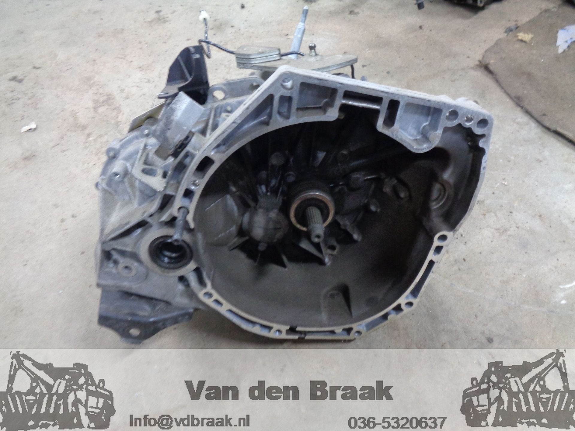 Renault Clio IV Grandtour 1.2 16V 2013-2021 Versnellingsbak, Auto-onderdelen, Gebruikt, -, Renault, Herkomst onderdeel bekend