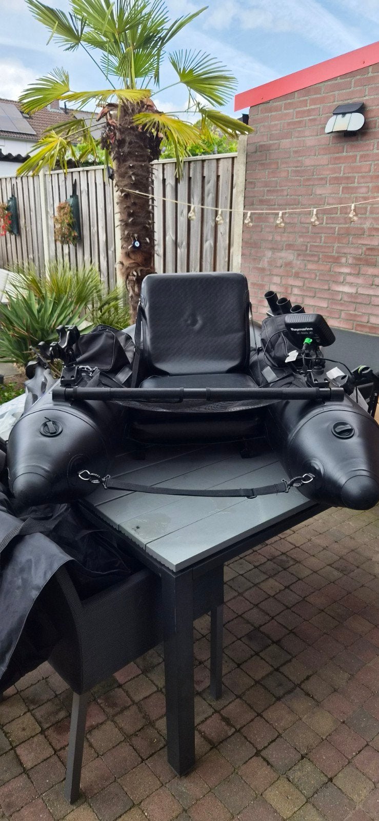 12BB Bellyboat met Raymarine Dragonfly 5 Pro fishfinder, Ophalen, Zo goed als nieuw