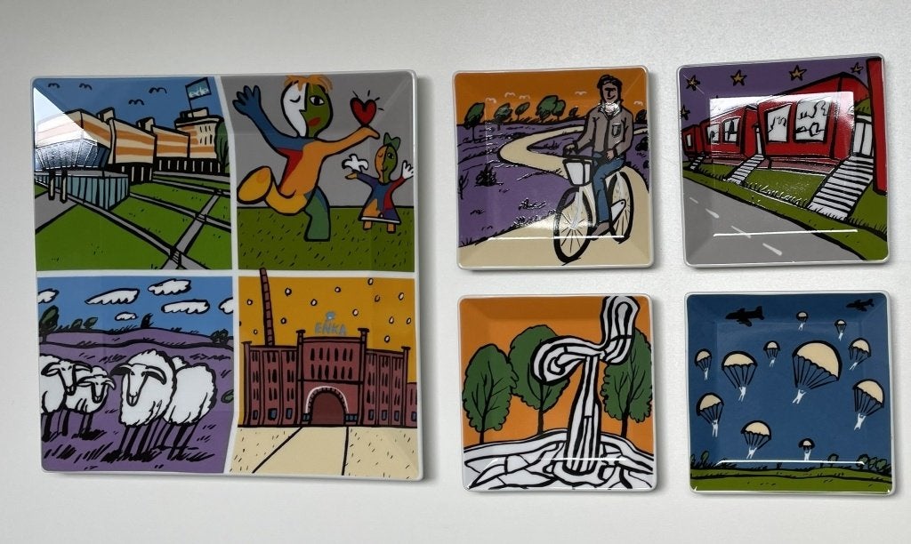 Roel Meertens, Keramiek borden set Ede, Antiek en Kunst, Ophalen, Overige typen, Overige materialen