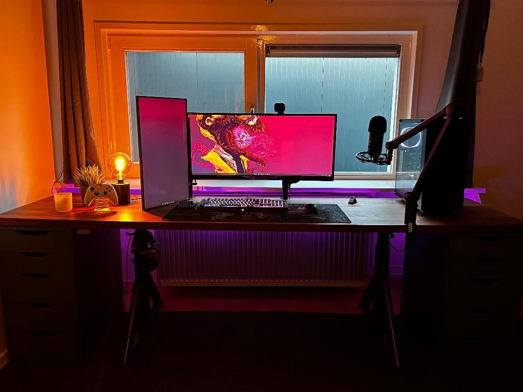 Complete Game PC + 2 Monitoren (GTX 1080 / i5) + Accessoires, Ophalen, Gebruikt, Overige genres, 1 speler