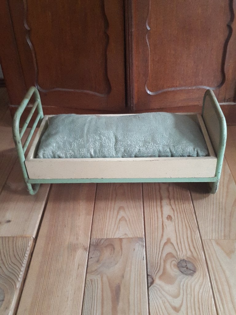 Vintage poppenbedje, Verzamelen, Ophalen of Verzenden, Gebruikt, Overige typen