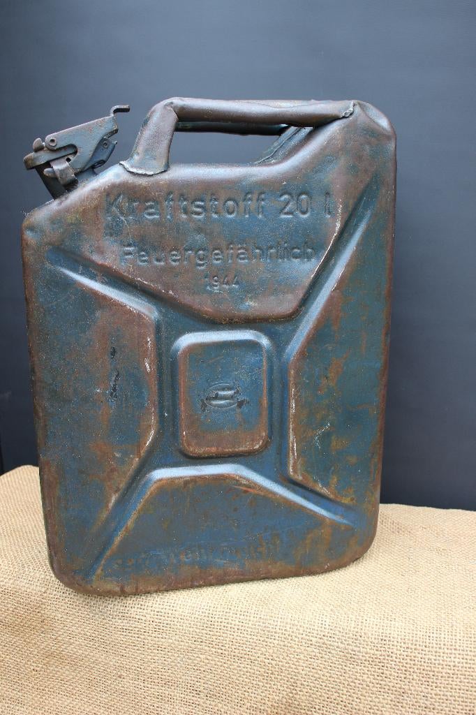 WW2 LUFTWAFFE Jerrycan 1944., Ophalen of Verzenden, Luchtmacht, Duitsland, Kist of Geocache
