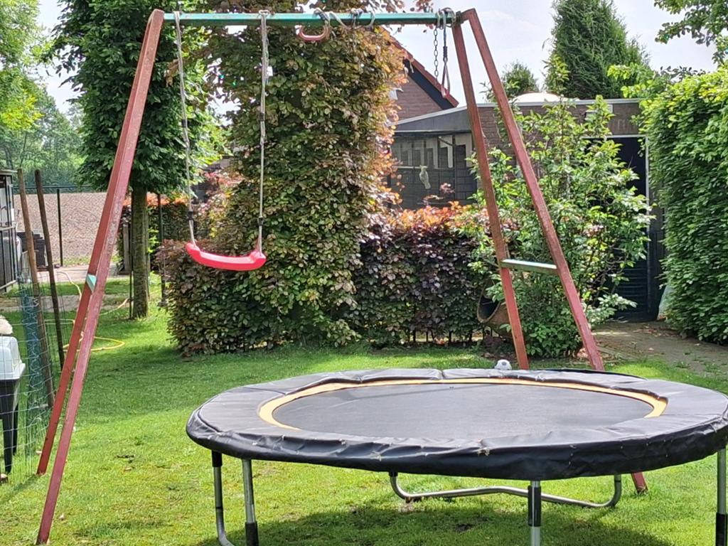 Schommel, Ophalen, Nieuw