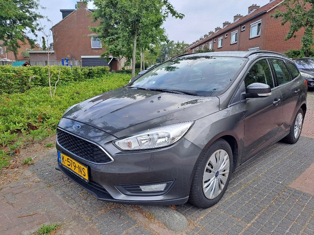 Ford Focus 1.0 Ecoboost 125pk 2015 nieuwe distributieriem, Zwart, Multifunctioneel stuurwiel, Handgeschakeld, 1216 kg