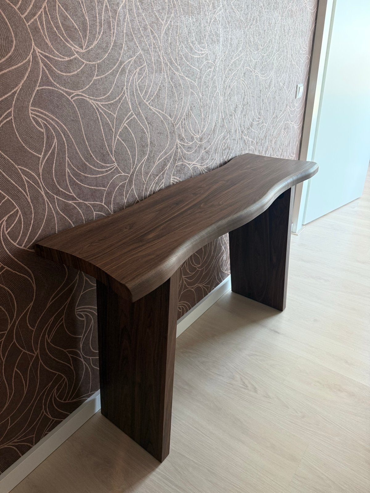 Organische houten sidetable, Ophalen, Japandi, 100 tot 150 cm, Nieuw