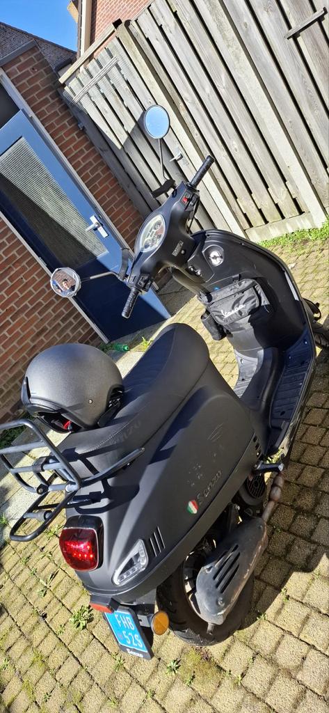 Senzo Rivalux Scooter - Mat Zwart, Ophalen of Verzenden, Gebruikt, Benzine, Overige merken