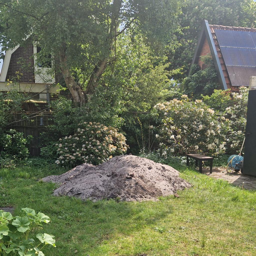 Gratis ophoogzand in Bergen, Tuin en Terras, Ophalen, Gebruikt, Ophoogzand