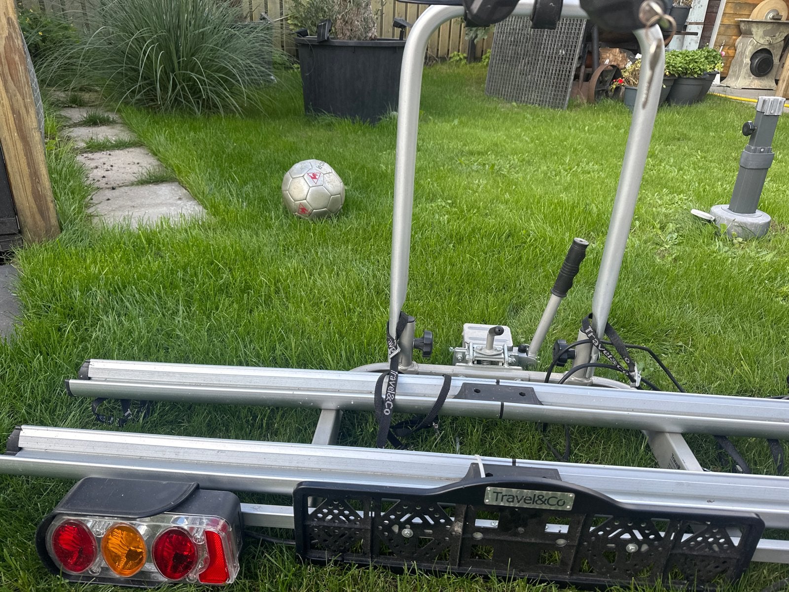 Fietsendrager Trekhaak Travel&Co ANWB met slot en sleutels, Auto diversen, Elektrische fiets, Ophalen of Verzenden, Zo goed als nieuw
