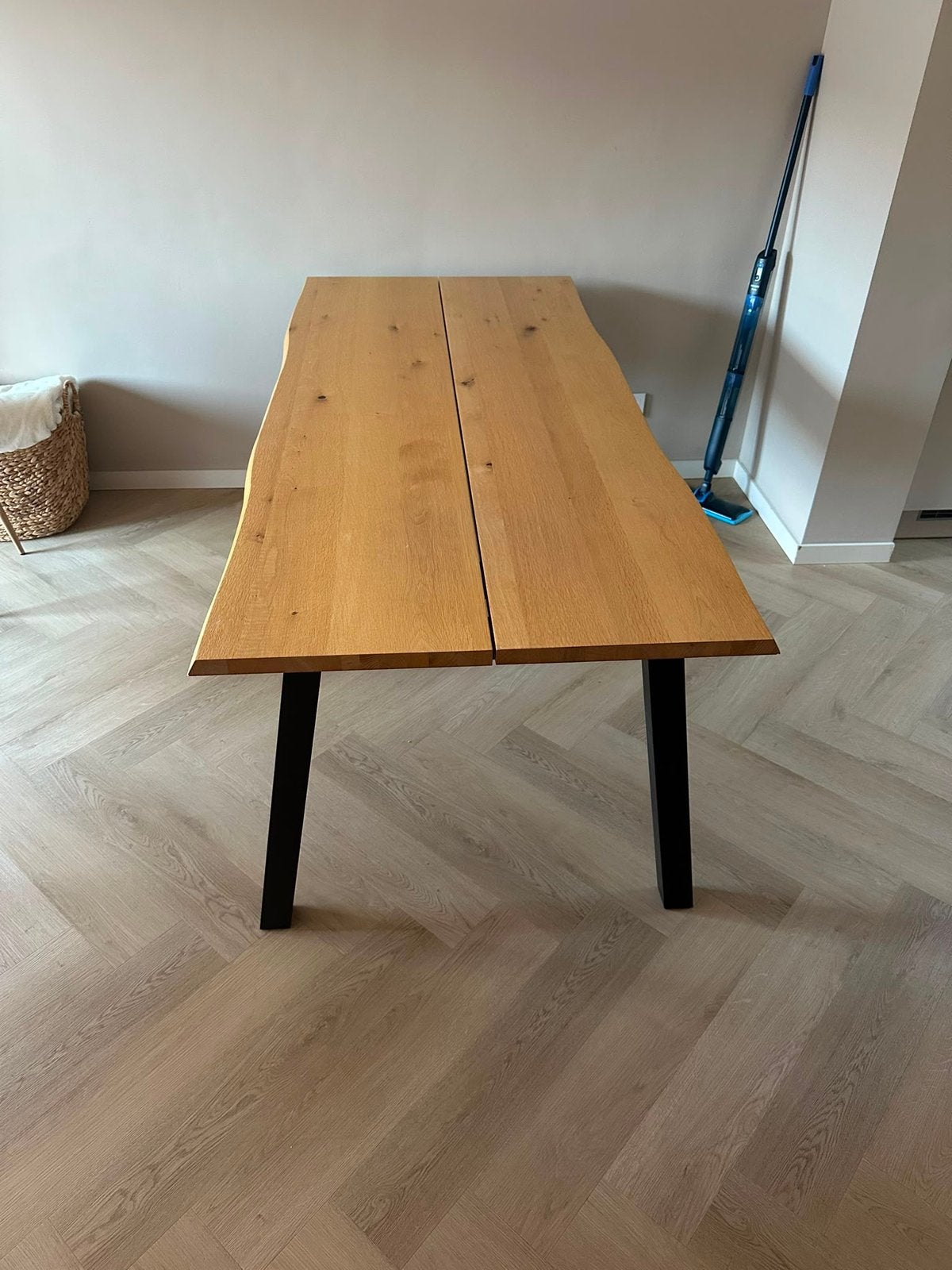 Eettafel 6/8 personen JYSK, Huis en Inrichting, Ophalen, 200 cm of meer, 50 tot 100 cm, Zo goed als nieuw