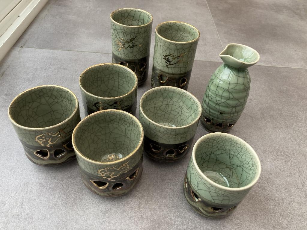 Japanse somayaki aardewerk bekers, sake flesje, Gebruikt, Ophalen of Verzenden, Overige stijlen, Kop(pen) en/of Schotel(s)