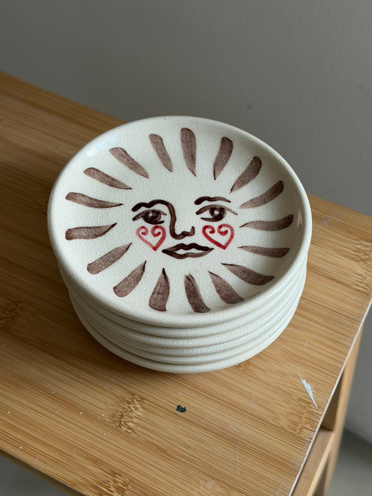 Sissy boy gebaks bordjes hand painted zon set 6x koffie, Ophalen of Verzenden, Zo goed als nieuw