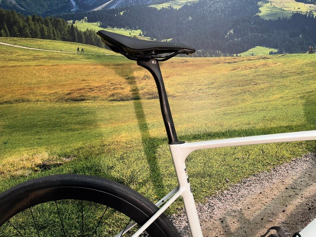 Giant Defy Advanced Pro 1 L 2026 Sram Rival AXS + PM €5199,-, Ophalen, 28 inch, Carbon, Heren