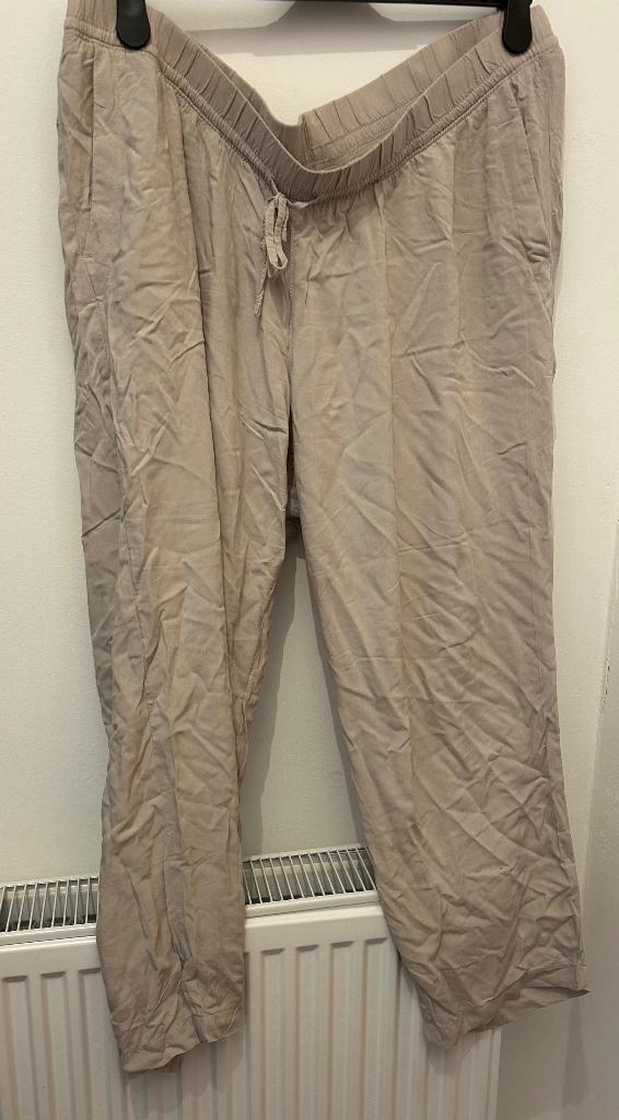 Fijne en luchtige zomerbroek/Pantalon, Ophalen of Verzenden, Nieuw, Maat 46/48 (XL) of groter, Lang