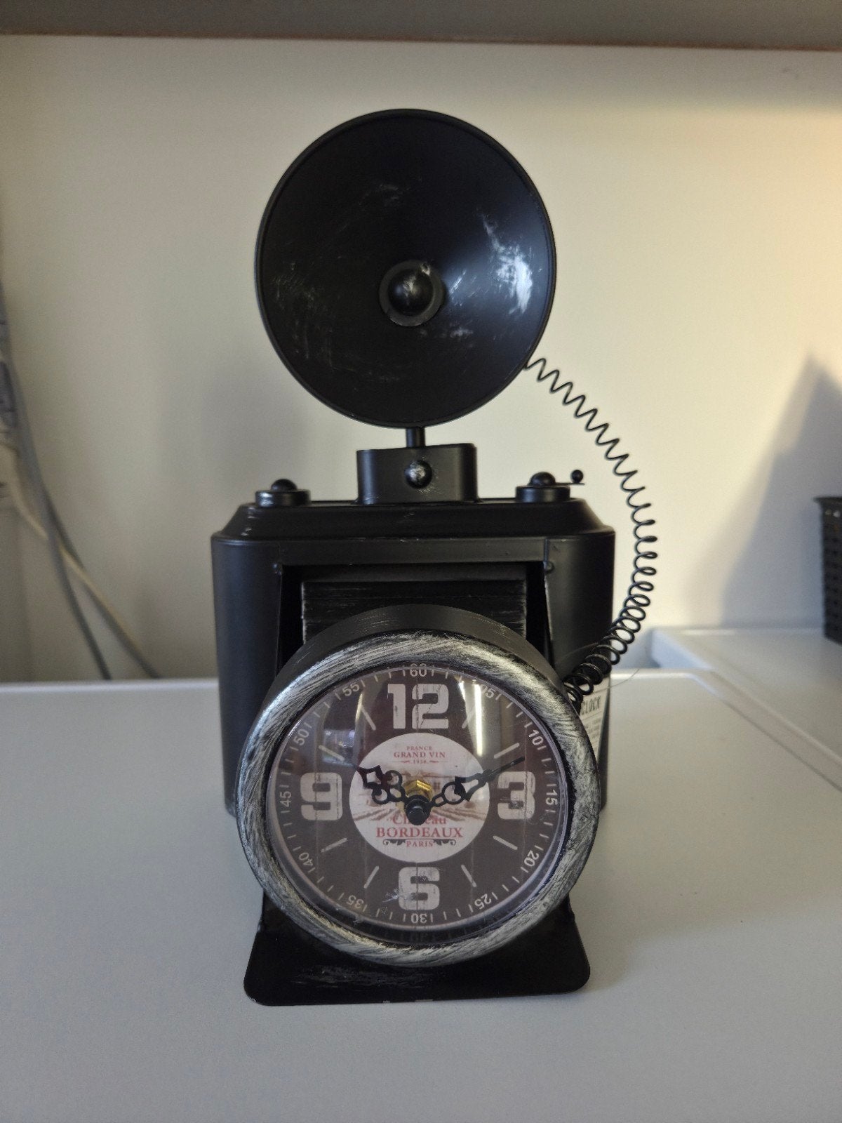 Vintage camera tafelklok, Ophalen, Vintage, Analoog, Zo goed als nieuw