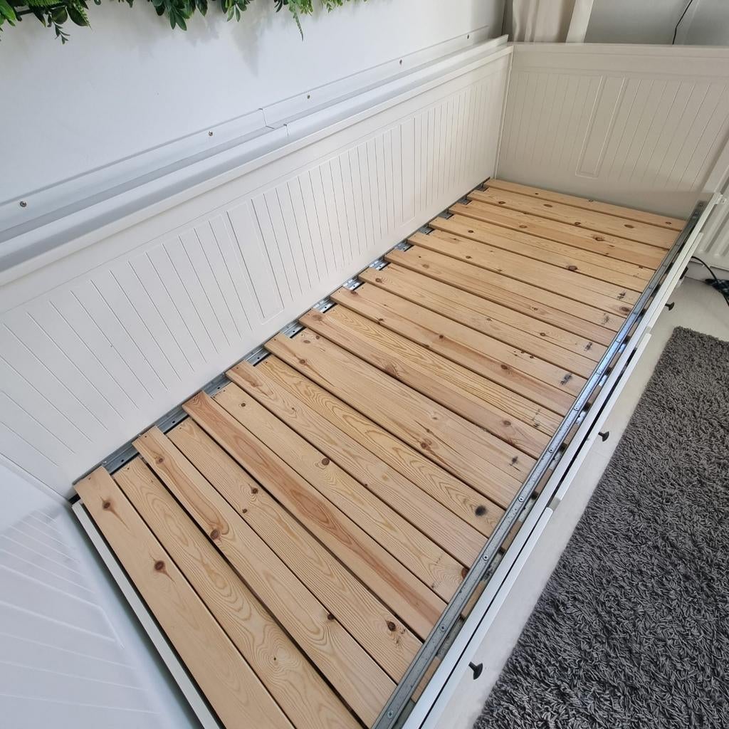 IKEA Hemnes Bedbank met 3 lades - Wit, Huis en Inrichting, Slaapkamer | Bedden, Ophalen, Modern, Scandinavisch, Wit, Tweepersoons