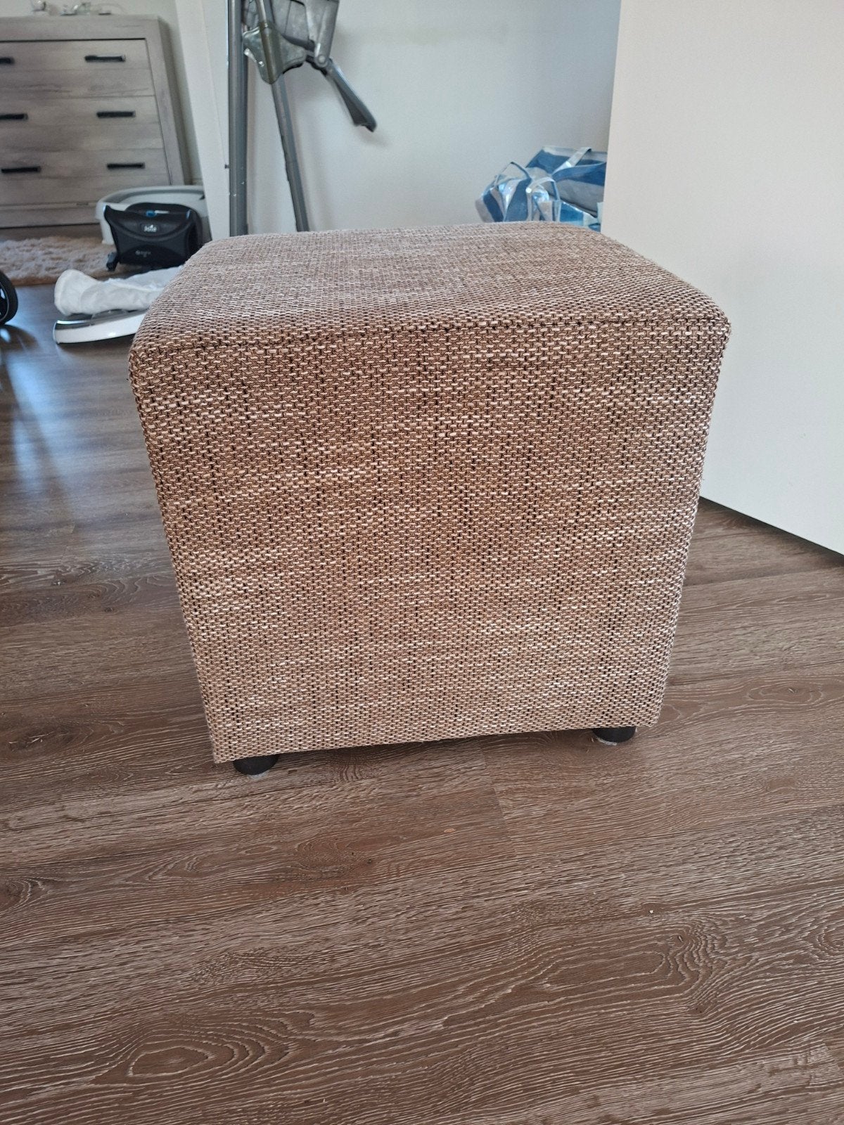 Leuke poef, bruin, 45x45x4cm, Ophalen, Rond, Minder dan 50 cm, Minder dan 50 cm