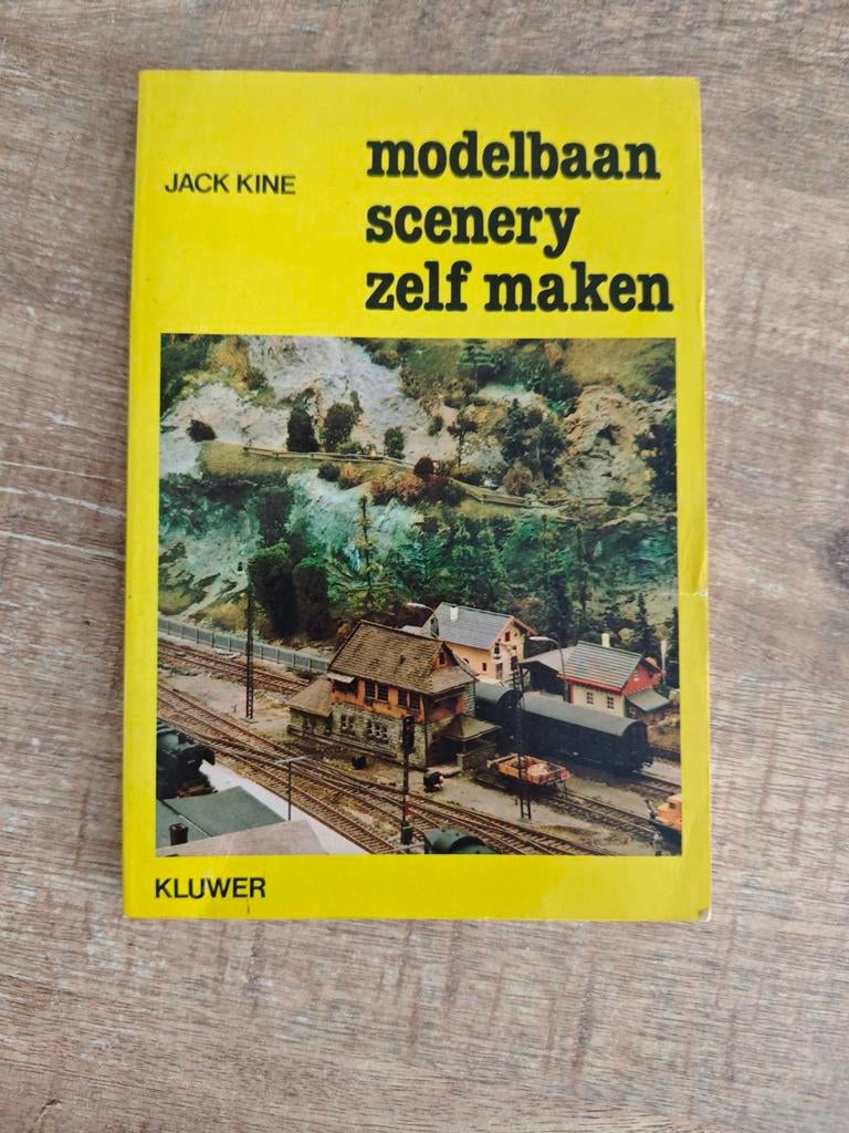 Modelbaan Scenery Zelf Maken - Jack Kine (Kluwer), Ophalen of Verzenden, Gelezen, Overige onderwerpen, Jack Kine