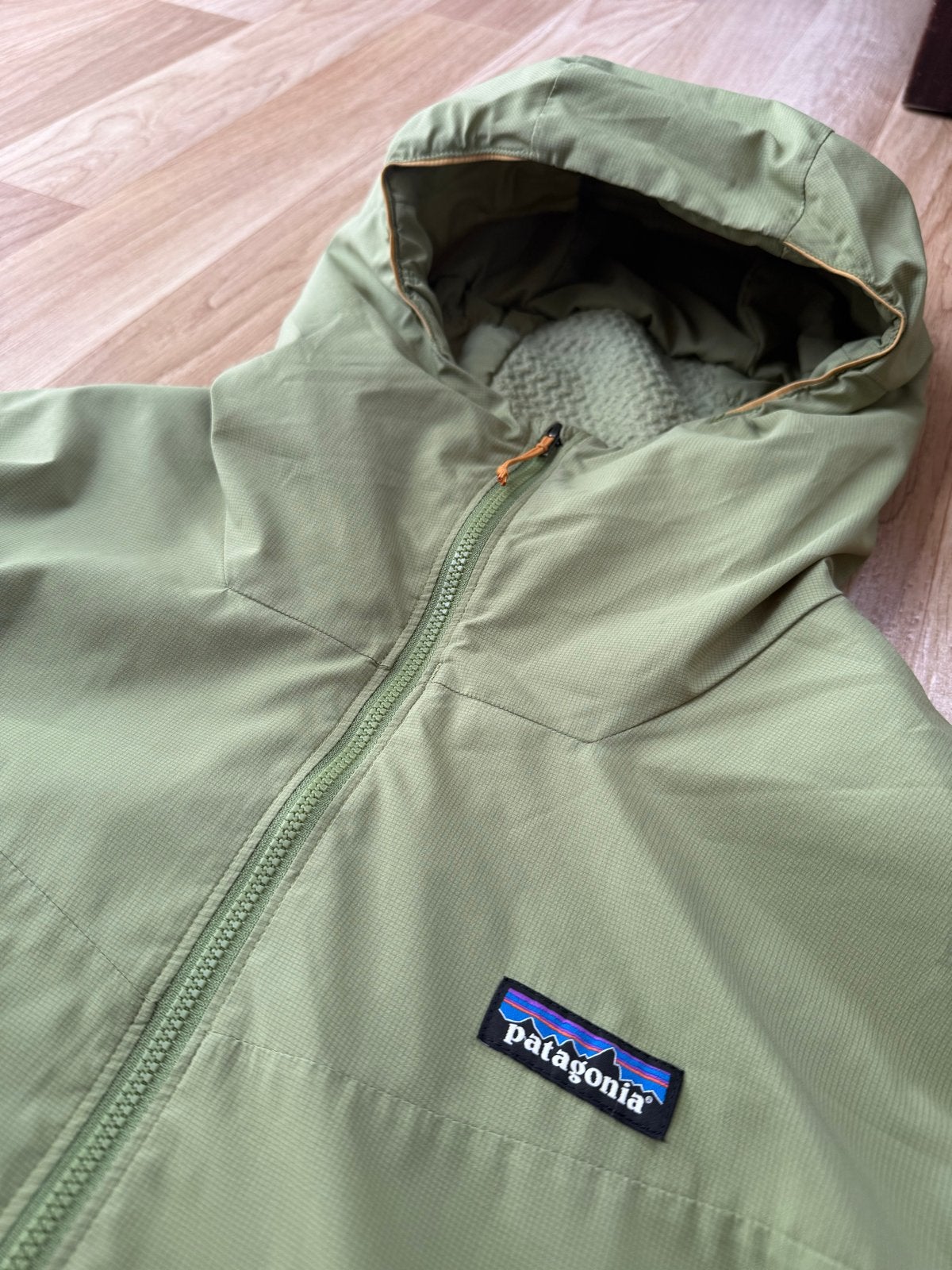 Patagonia Nano-Air Light Hybrid Hoody - Olijfgroen - Maat L, Kleding | Heren, Ophalen of Verzenden, Zo goed als nieuw, Maat 52/54 (L)