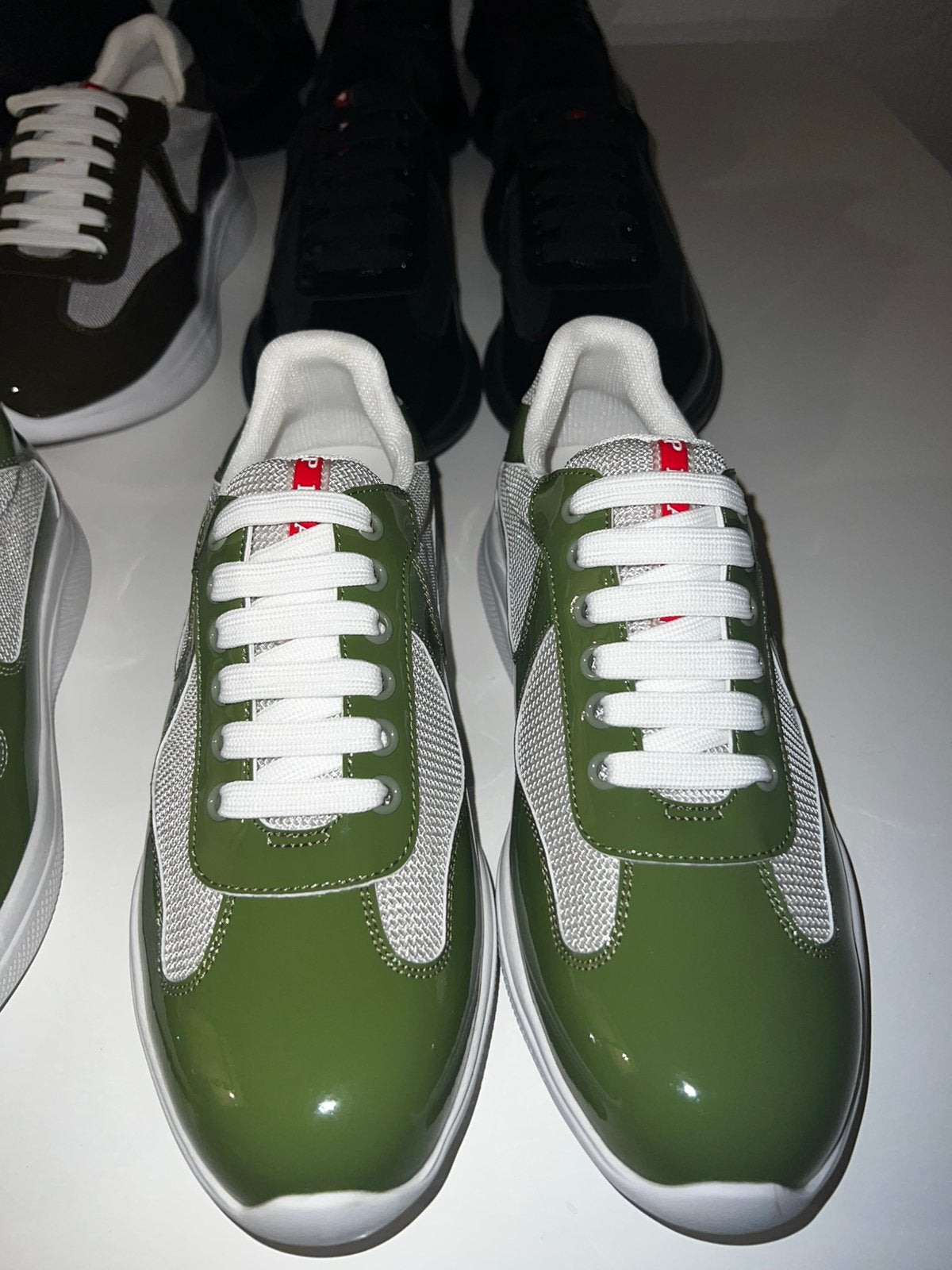 Prada schoenen groen, Ophalen of Verzenden, Zo goed als nieuw