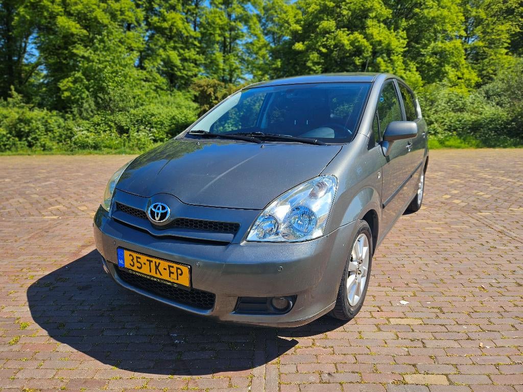 Toyota Corolla Verso 1.8 Vvt-i Linea SOL 5P 2006 Grijs, 1330 kg, Zwart, 4 cilinders, 129 pk